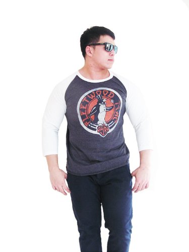 Bunny Brand Men's Fleetwood Mac Penguin Music Rock Raglan T-Shirt,Medium