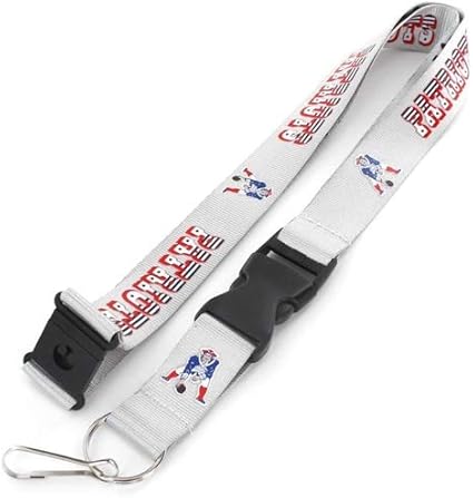 Amazon Com Aminco New England Patriots Throwback Logo Lanyard Sports Outdoors