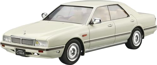 Amazon.com: Aoshima Nissan HC33 Laurel Medalist Club L '91 1:24