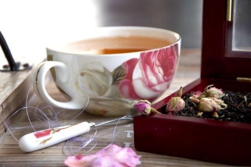 Schwarztee Rosenmarzipan 1000 g – Bild 3