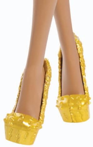 clawdeen wolf scaris doll