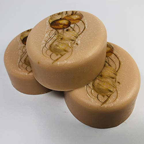 Seasonal Handmade Christmas soap, bring the warm Christmas flavor to home with this delicious scent of vanilla and hazelnut glycerin soap shea butter decoupage decoration 3 oz oval bar