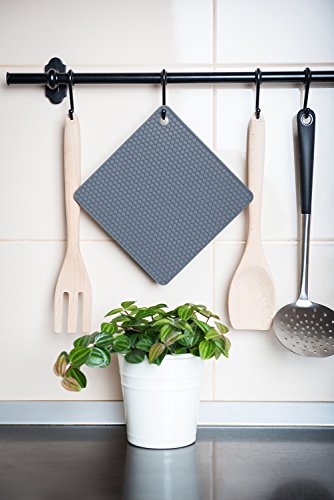 Potholders and Silicone Trivet Mats. Our 7 in 1 Multi-Purpose Kitchen Tool is Heat Resistant to 440°F, Non-slip,durable, flexible easy to wash and dry. 4 Pot Holders By Q's INN. - Thumbnail 5