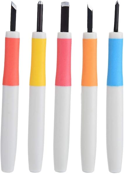 Amazon Co Jp Ochun 彫刻刀 ゴムハン彫刻刀 消しゴムハンコ専用 5本セット 印刀 小丸刀 三角刀 切り出し刀 平刀 収納ケース付 安全カバー付き ホビー