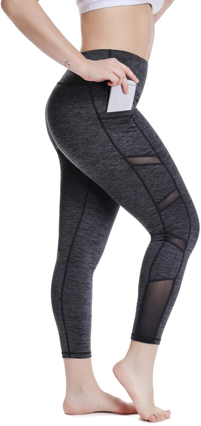 black athletic leggings with pockets