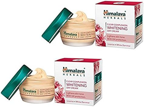 clear complexion whitening day cream himalaya