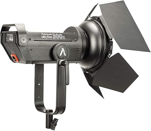Amazon Aputure Ls 300x Ledビデオライト キャッシュバック付属 バイカラー 350w 高演色 2700 6500k 2 4ghz lux 1m ワイヤレスリモコン アプリで遠隔操作 Cctサポートv マウント対応 9 つのエフェクト効果 ブラック 定常光ライト 通販