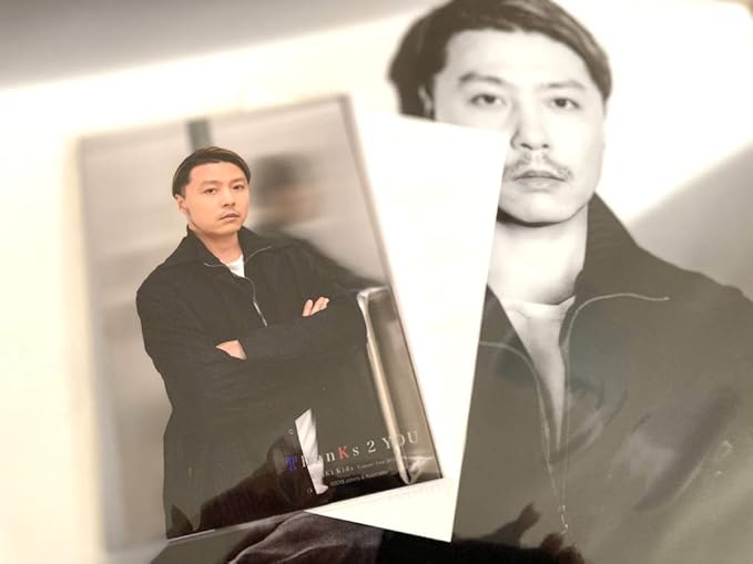 Amazon Kinki Kids 堂本剛 クリアファイル オリジナルフォトセット Thanks 2 You コンサート 19 公式グッズ 公式写真１種 アイドル 芸能人グッズ 通販