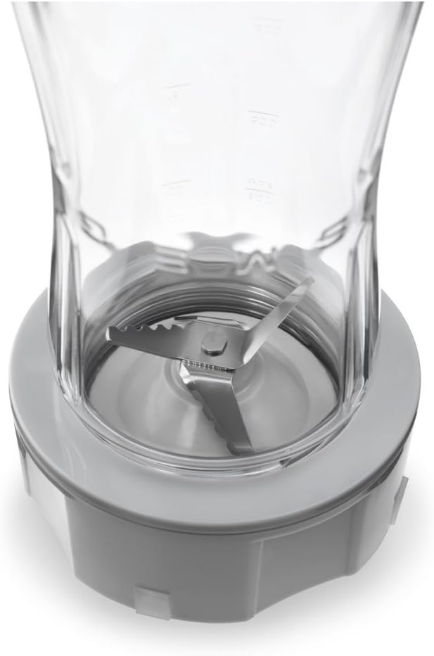 SMEG BGF01 Bottle To Go with Lid and Spout in Tritan , 600ml/20oz capacity, Dishwasher Safe, Transparent, GRANDE - Image 4