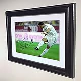 Signed Black Soccer Cristiano Ronaldo Real Madrid Autographed Photo Photograph Picture Frame Gift SM