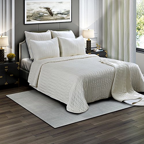 Brielle Premium Heavy Velvet Quilt Set with Cotton Backing, King, Off White