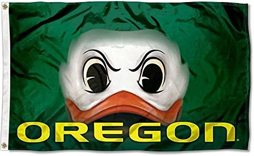 Duck Eyes Oregon College Flag