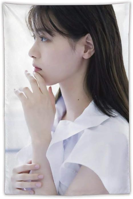 Amazon Co Jp 乃木坂46 西野七瀬タペストリー インテリア 壁掛け おしゃれ 室内装飾 多機能 寝室 カーテン おしゃれ 個性ギフト 新築祝い 結婚祝い プレゼント ウォール アート 60in 40in ホーム キッチン