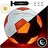 NIGHTMATCH-Balon-de-futbol-LED--Tamano-oficial-5--Juego-completo--2-LED-activados-por-sensor-para-diversion-en-la-oscuridad--Ideal-para-pequenos-y-grandes--pelota-luminosa-para-ninos--futbol-luminoso
