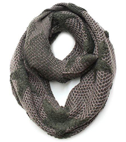 Plum Feathers Star Print Knit Winter Infinity Scarf (Khaki) Plum Feathers Star Print Knit Winter Infinity Scarf (Khaki)