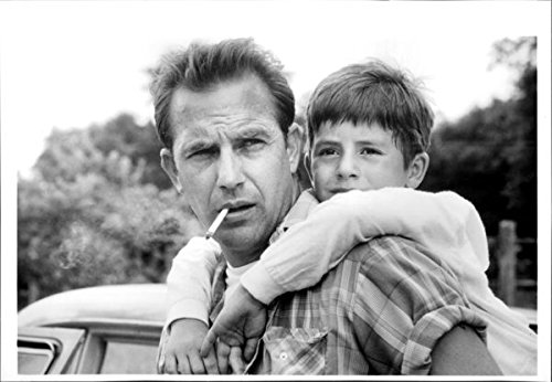 Amazoncom Vintage Photo Of Tj Lowther On The Back Of