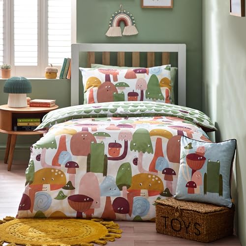 furn. Funguys Duvet Cover Set – Reversible Woodland Mushroom Nature Inspired Easy Care Childrens Bedding (Multicolour – Toddler – 120x150cm)