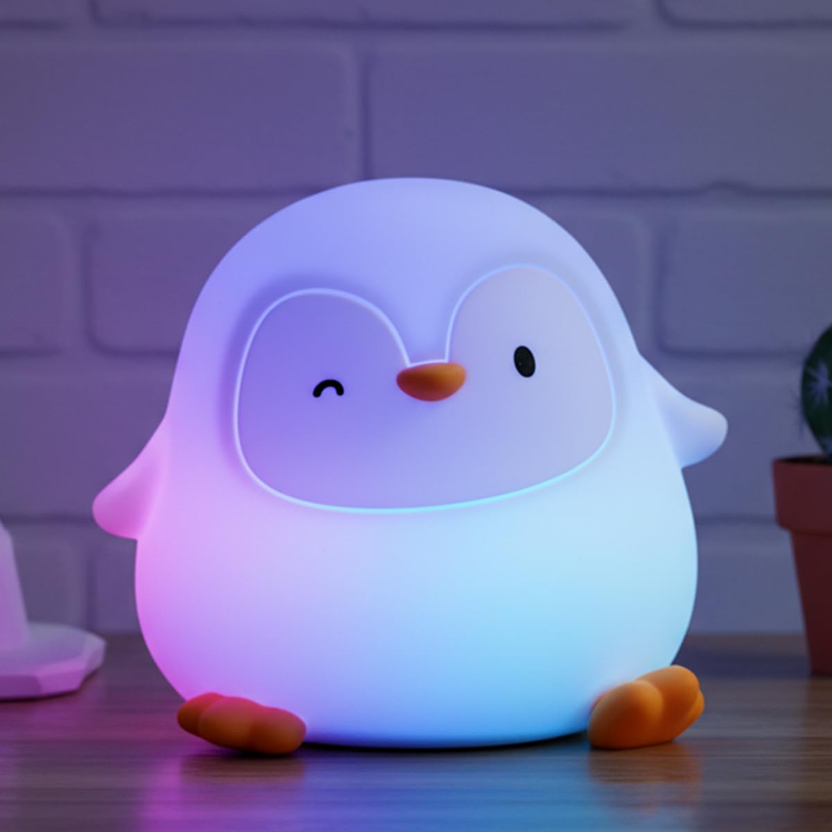 POSSHE Penguin Night Light with Squishy Soft Silicone, RGB Flashing Color, Dimmable Rechargeable Portable Touch Penguin Gifts Decor for Girls Boys