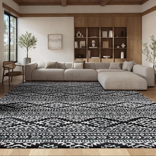 SAFAVIEH Area Rug 8x10 - Tulum Collection - Large - Black & Ivory, Moroccan Boh…