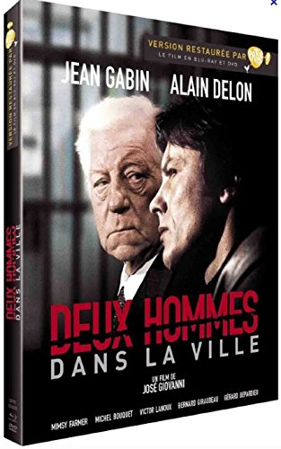 Deux Hommes Dans La Ville