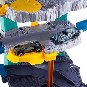 Hot Wheels Dc Batcave Playset (2022) Comics Batman Hot Wheels Batman Expanding Batcave Hot Wheels DC