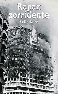Livro Rapaz sorridente