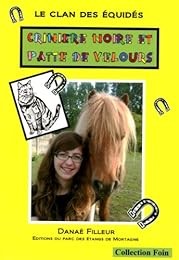 Crinière noire et patte de velours