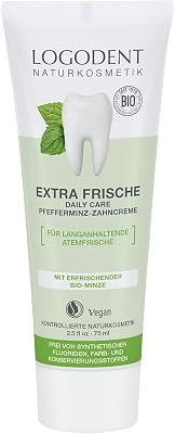 LOGODENT Naturkosmetik Extra Fresh Daily Care pasta de dentes, com camomila orgânica e óleo de hortelã biológico, para manter gengivas saudáveis, vegan, 1 x 75 ml