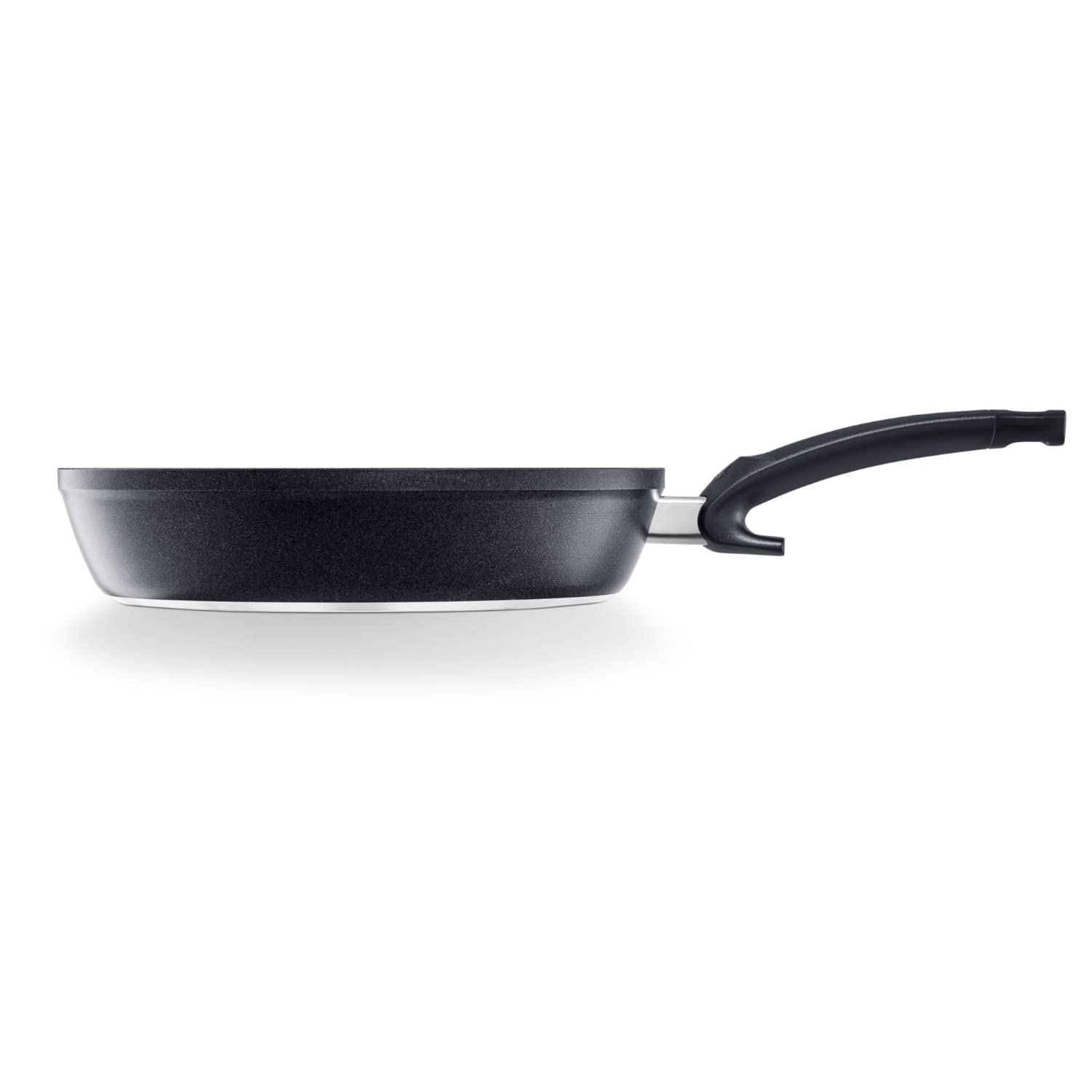 Fissler Adamant Comfort/Bratpfanne 28 cm – Aluminium-Pfanne Made in Germany, kratzfest & antihaft-beschichtet, robust, Induktion geeignet 2