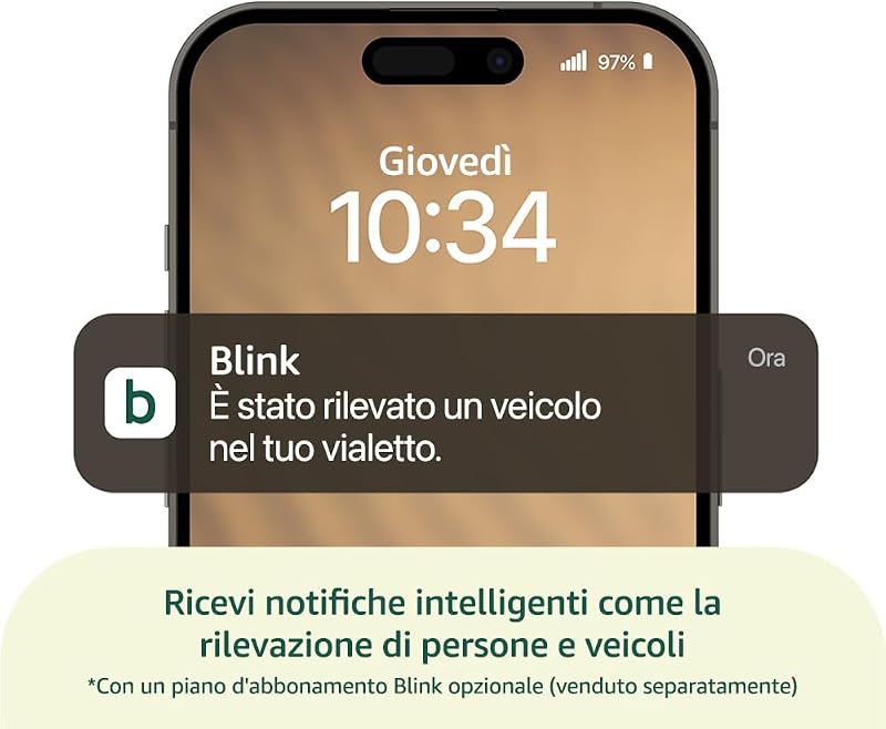 Videocamera esterna con proiettore Blink (ultimo modello) | Videocamera di sicurezza smart senza fili, LED da 700 lumen, durata delle pile‌ di due anni | Modulo di sincronizzazione di base incluso