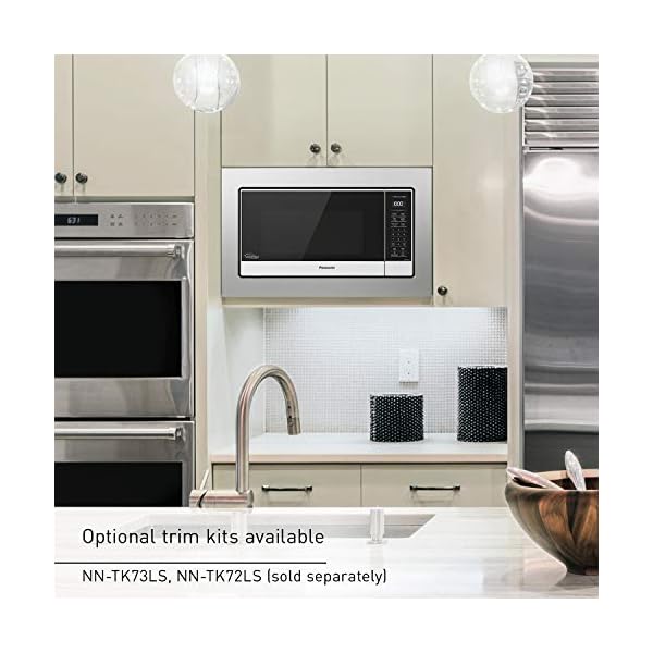 Panasonic NNSN75LW 1.6 cu.ft Cyclonic Inverter Countertop Microwave