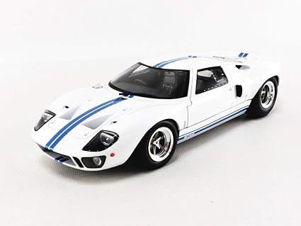 Amazon Com Solido S1803002 1 18 Ford Gt40 Mk1 Widebody White