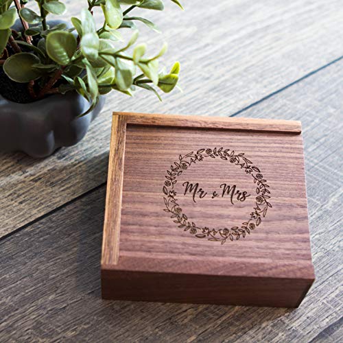 Square Ring bearer Box filled with wood wool"Mr & Mrs" (Engagement Proposal Ring Box - Ring Bearer Box - Jewelry Storage Box - Photo Prop) - Thumbnail 2