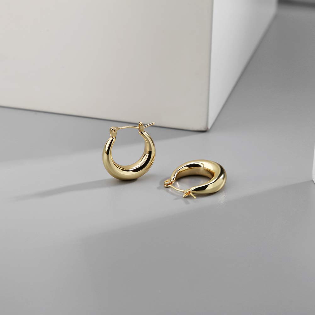 LILIE&WHITE Gold Hoop Earrings