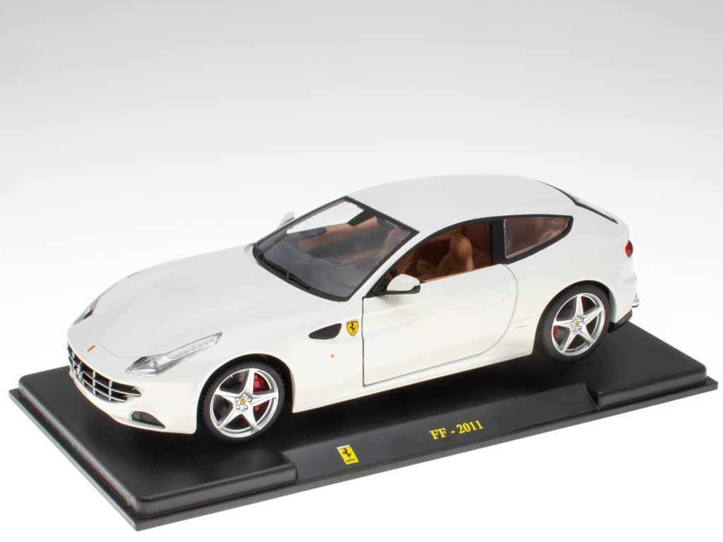 OPO 10 - Collectible miniature car 1/24 compatible with Ferrari FF 2011 - FN012