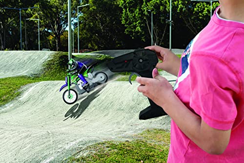 LEXiBOOK RC18, Crosslander Radio Road Motorcycle, up to 12km/h, Perfect Balance, Light Effects, Crazy skids, Fast Acceleration, Ergonomic Remote Control, Rechargeable