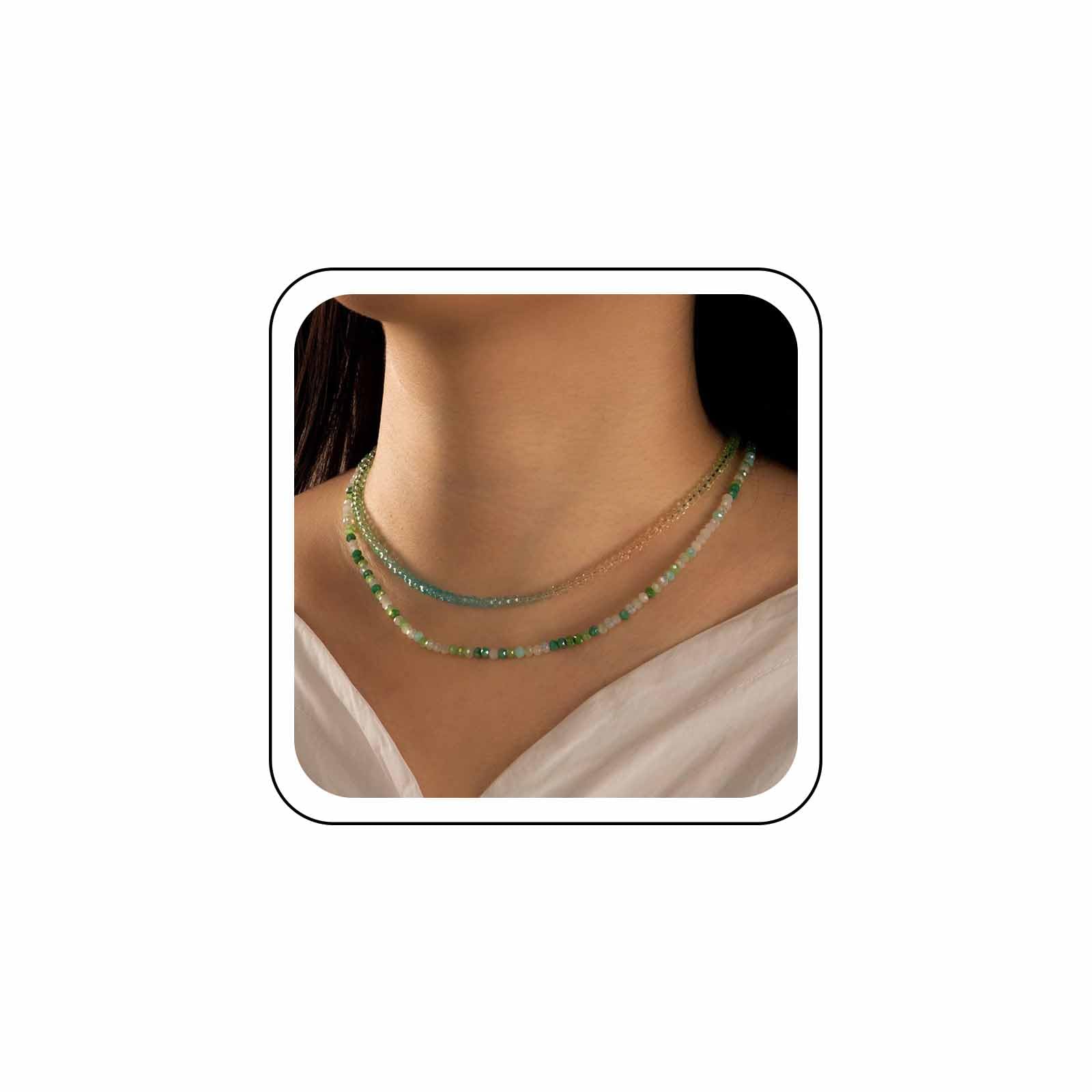 Wendalern Boho Beads Choker Necklace Green and White Seed Beaded Necklace Dainty Handmade Jewelry for Women Girls Jewelry