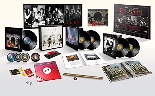 Queen - News Of The World (40th Anniversary Edition) - Amazon.com