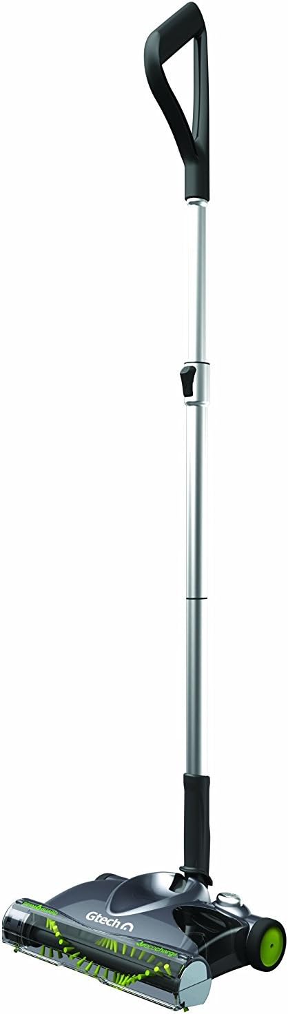 Simple solution Extreme cat stain and odor remover 