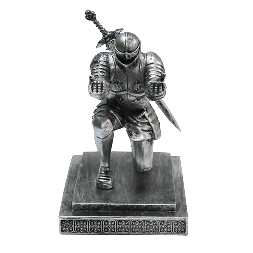 Knight Pen Holder Magnetic Resin Desk Accessories Organizers Executive Knight Pen Pencil Stand Holder for Office Home Desk Decor