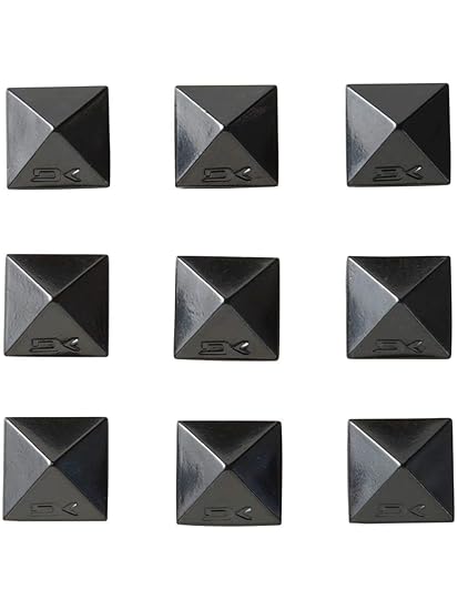 DAKINE Stomp Pad Pyramid Stud