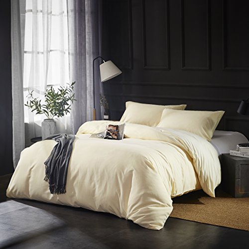 OAITE Duvet Cover,Protects and Covers your Comforter/Duvet Insert,Luxury 100% Super Soft Microfiber,King Size,Color Cornsilk,3 Piece Duvet Cover Set Includes 2 Pillow Shams