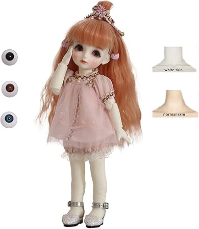 muñeca con vestidos intercambiables