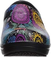 crocs women's neria pro ii graphic clog
