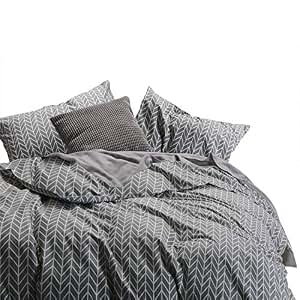Amazon.com: Wake In Cloud - Gray Comforter Set, Chevron Zig Zag Geometric Modern Pattern Printed Amazon.com: Wake In Cloud - Gray Comforter Set, Chevron Zig Zag Geometric Modern Pattern Printed
