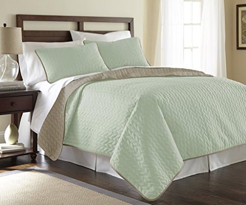 Amrapur Overseas | Leaf 3-Piece Reversible Coverlet Set (Jade/Atmosphere, King)