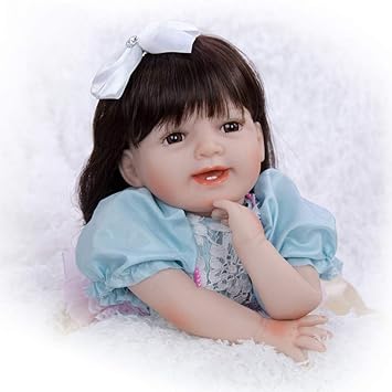 Amazon Co Jp リアルな生まれ変わった赤ちゃんの人形55cm22インチリアルなシリコンソフトビニールの子供と長い髪の手作り人形の女の子の子供 スポーツ アウトドア