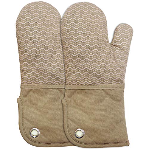 Compare price to pampered chef oven mitt