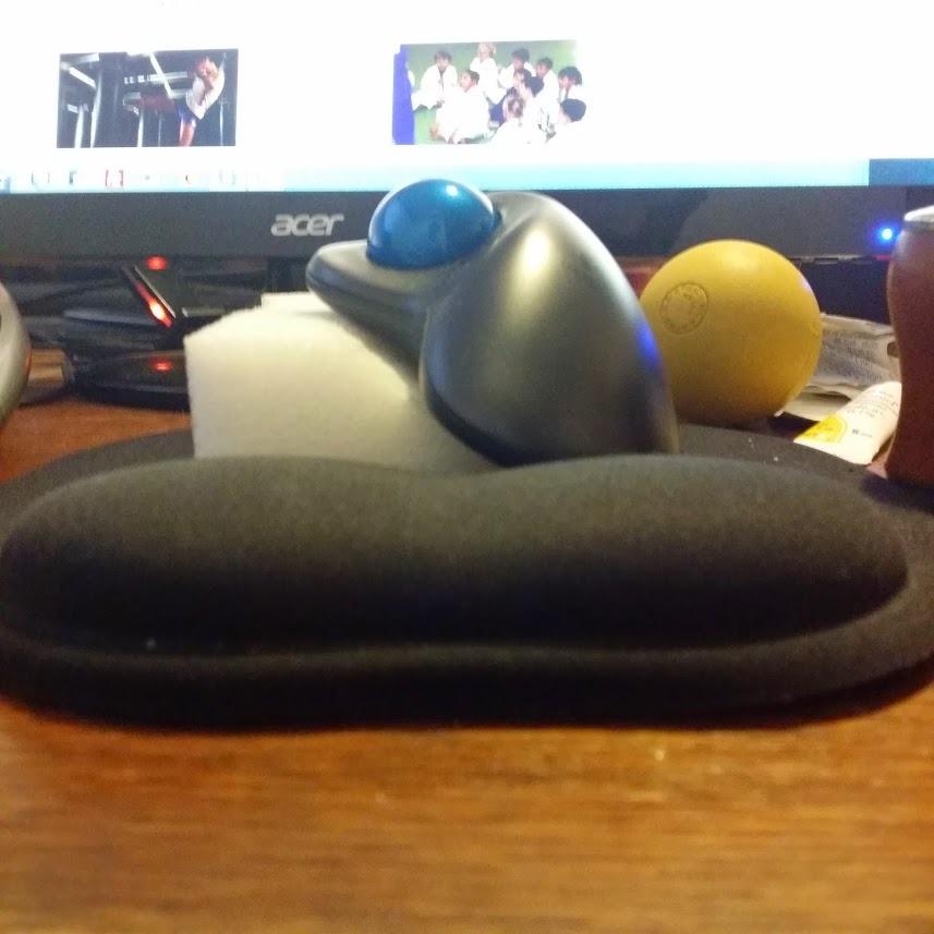 Logitech M570 Wireless Trackball, Computer Wireless Mouse, Long Range