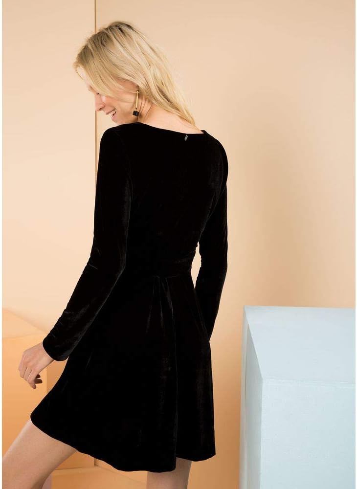 vestido preto de veludo manga longa